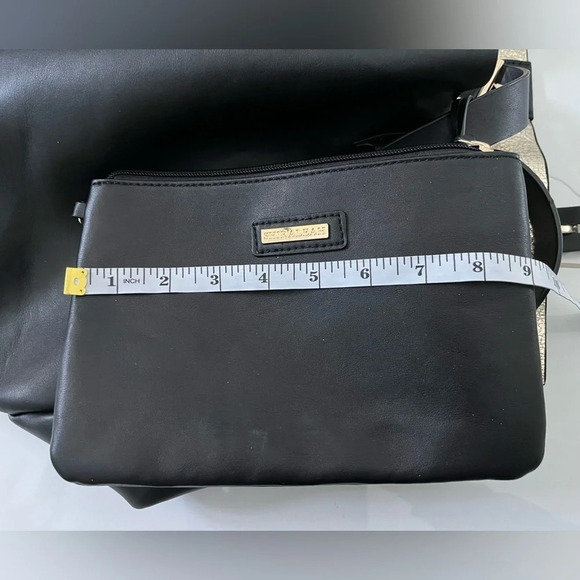 Shiraleah/ Hobo/  Tote/ Shoulder bag/ Vegan leather/ Additional small bag/ Gold - Picture 11 of 12